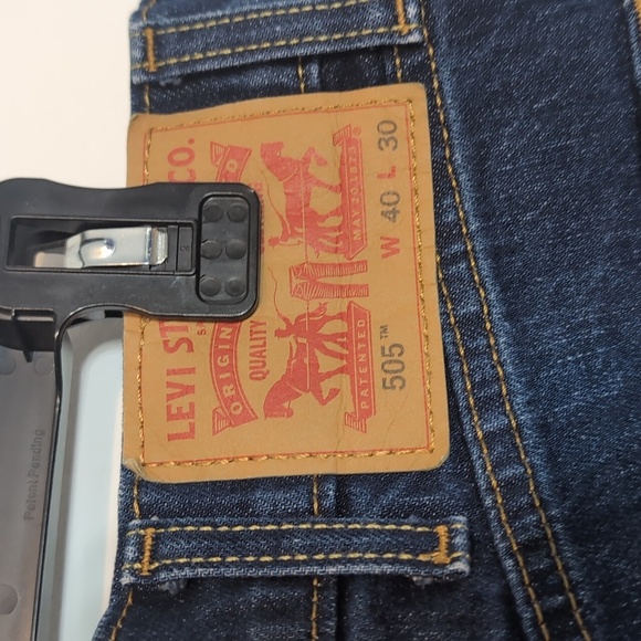 Levi's 505 Regular Fit Dark Wash Blue Jeans - Picture 4 of 7